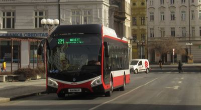 Malebn msto v eskm Slezsku, kterm protk stejnojmenn eka, m cca 56 000 obyvatel a tak rozvinutou trolejbusovou dopravu. Po zniujcm poru zdej vozovny v roce 2013 se opavsk MHD oklepal...