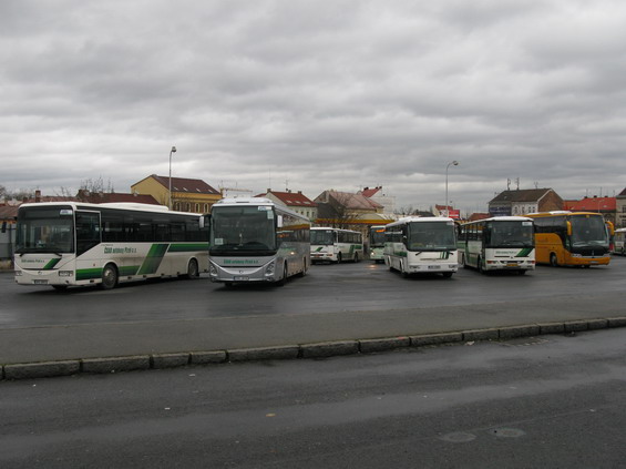 Centrální autobusové nádraží - zde je dominantním dopravcem ÈSAD Autobusy Plzeò.