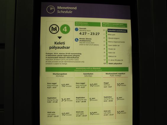 Souhrnné informace o provozu nové linky metra M4. Intervaly jsou stejné jako na ostatních linkách. Všechny dùležité informace jsou také v angliètinì.