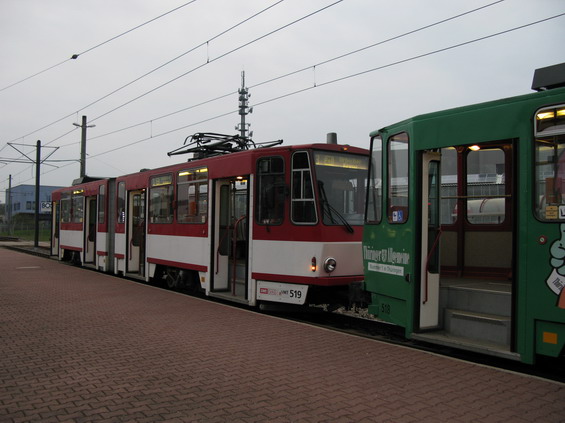 Vìtšina pùvodních vozù KT4D již byla vytlaèena novými nízkopodlažními Combiny. Erfurtské tramvaje také byly v minulosti prodávány napøíklad Cottbusu, Tallinu, Gothy nebo Görlitzu.