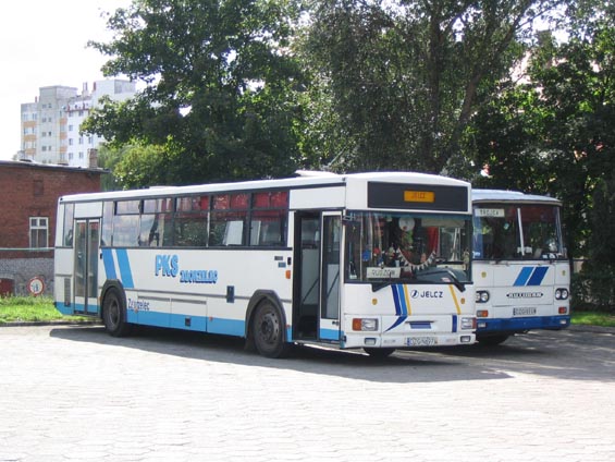 Další polský autobus znaèky Jelcz na odstavné ploše autobusového nádraží Zgorzelec.