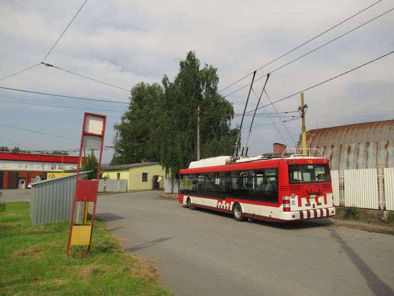 Koneèná doplòkové linky 7 do prùmyslové zóny Širpo na severu mìsta. Linka 7 jezdí ve špièkách v intervalu 30-60 minut, o víkendu sem jezdí jen vybrané spoje. Krátkých trolejbusù s karoserií SOR z let 2016-20 tu jezdí 9.