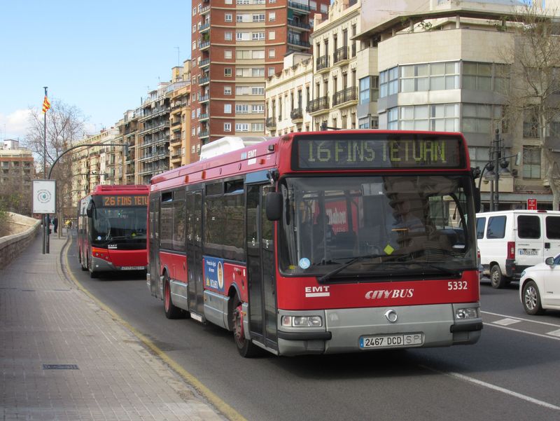 Autobusy Renault Citybús (místní oznaèení pro vozidlo Renault Agora s karoserií Hispano) byly do španìlské Valencie dodávány v letech 1997 až 2004. Dodnes jich tu jezdí z pùvodních 180 kusù ještì cca 130 a dodnes jsou nejpoèetnìjším typem autobusu ve Valencii.