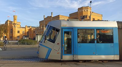 Tet nejvt polsk msto (cca 700 000 obyvatel) blzko hranic s eskem v posledn dob vrazn rozilo svoji tramvajovou s, nejnovji v roce 2023 o novou tra na zpad msta do tvrti Nowy Dw...
