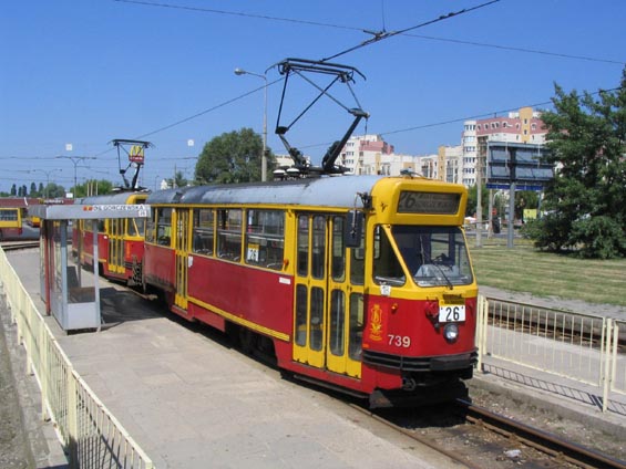 Nikde jinde než ve Varšavì se tyto tramvaje v takové míøe nevyskytují.